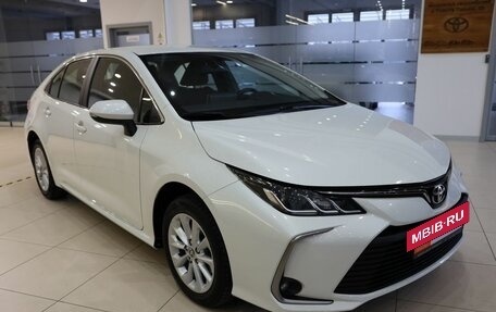 Toyota Corolla, 2021 год, 2 150 000 рублей, 3 фотография