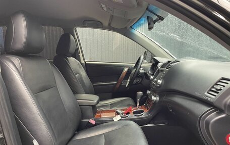 Toyota Highlander III, 2012 год, 1 997 000 рублей, 16 фотография