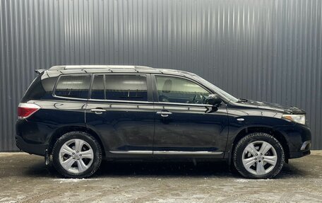 Toyota Highlander III, 2012 год, 1 997 000 рублей, 22 фотография