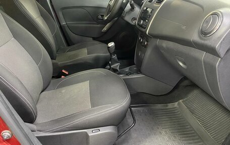 Renault Logan II, 2020 год, 1 090 000 рублей, 10 фотография