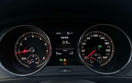 Volkswagen Tiguan II, 2021 год, 2 186 000 рублей, 16 фотография