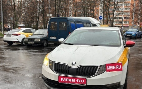 Skoda Octavia, 2019 год, 950 000 рублей, 1 фотография