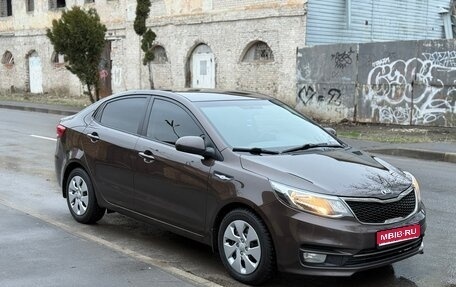 KIA Rio III рестайлинг, 2016 год, 1 099 000 рублей, 1 фотография