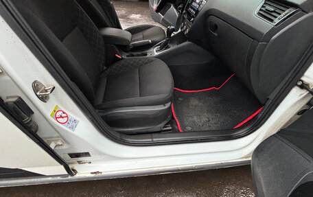 Skoda Octavia, 2019 год, 950 000 рублей, 9 фотография