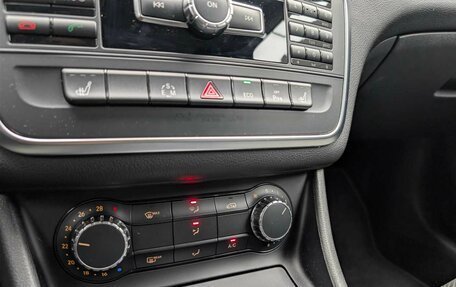 Mercedes-Benz CLA, 2014 год, 1 600 000 рублей, 14 фотография