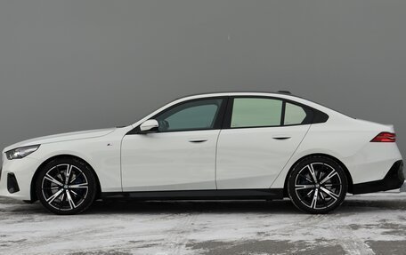 BMW 5 серия, 2024 год, 8 250 000 рублей, 6 фотография