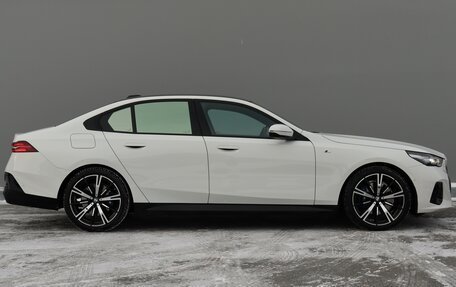 BMW 5 серия, 2024 год, 8 250 000 рублей, 20 фотография