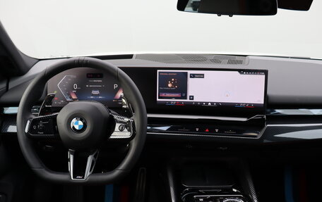 BMW 5 серия, 2024 год, 8 250 000 рублей, 15 фотография