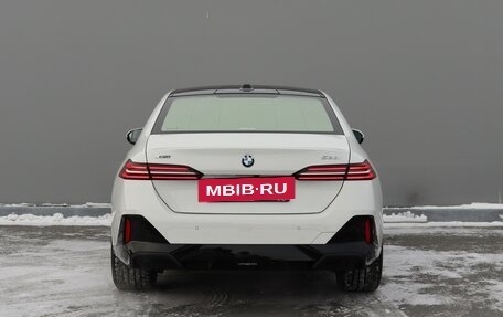 BMW 5 серия, 2024 год, 8 250 000 рублей, 11 фотография