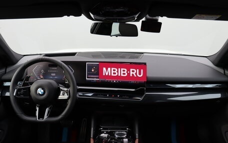 BMW 5 серия, 2024 год, 8 250 000 рублей, 14 фотография