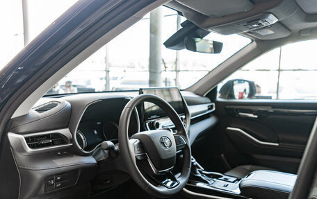 Toyota Highlander, 2025 год, 6 300 000 рублей, 7 фотография