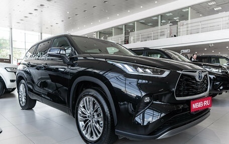 Toyota Highlander, 2025 год, 6 300 000 рублей, 3 фотография