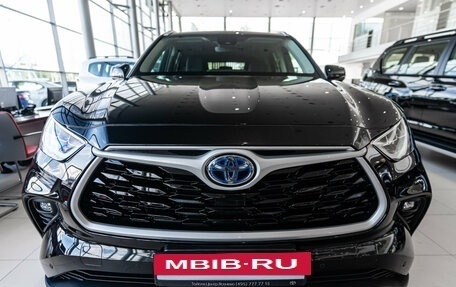 Toyota Highlander, 2025 год, 6 300 000 рублей, 2 фотография