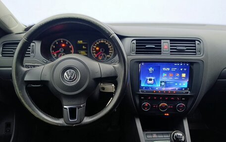 Volkswagen Jetta VI, 2014 год, 950 000 рублей, 23 фотография