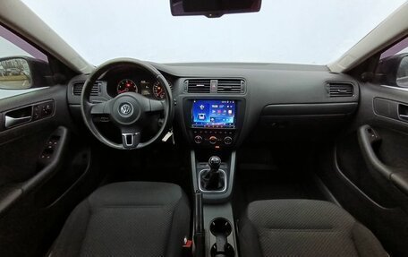 Volkswagen Jetta VI, 2014 год, 950 000 рублей, 25 фотография