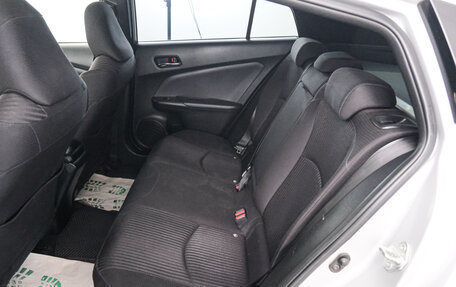 Toyota Prius IV XW50, 2018 год, 1 749 000 рублей, 20 фотография