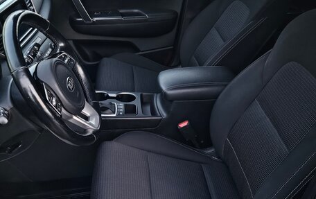 KIA Sportage IV рестайлинг, 2019 год, 2 100 000 рублей, 14 фотография