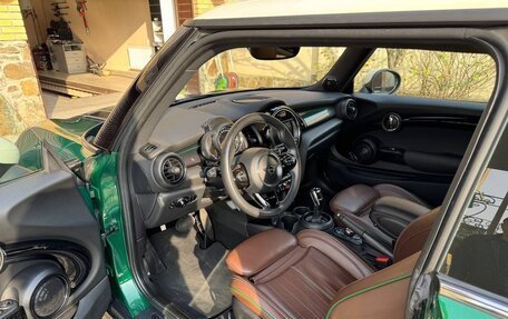 MINI Hatch, 2019 год, 2 450 000 рублей, 17 фотография