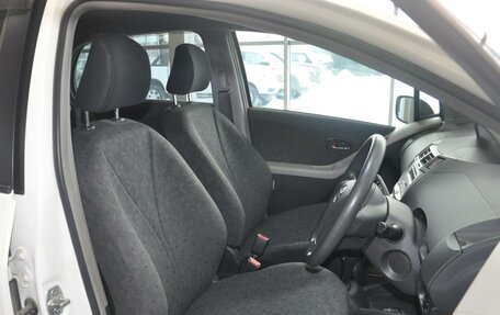 Toyota Vitz, 2008 год, 780 000 рублей, 8 фотография