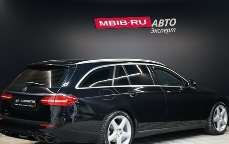 Mercedes-Benz E-Класс, 2018 год, 2 988 000 рублей, 5 фотография