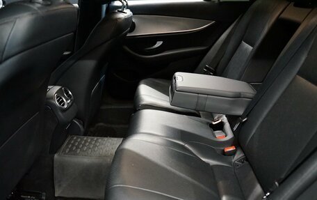 Mercedes-Benz E-Класс, 2018 год, 2 988 000 рублей, 24 фотография