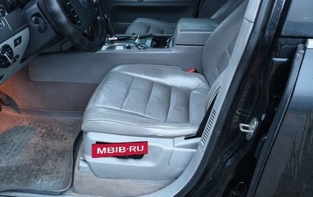 Volkswagen Touareg III, 2004 год, 870 000 рублей, 6 фотография