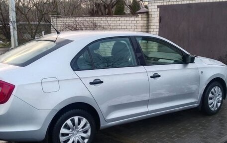 Skoda Rapid I, 2014 год, 750 000 рублей, 3 фотография