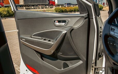 Hyundai Santa Fe III рестайлинг, 2018 год, 1 895 000 рублей, 12 фотография