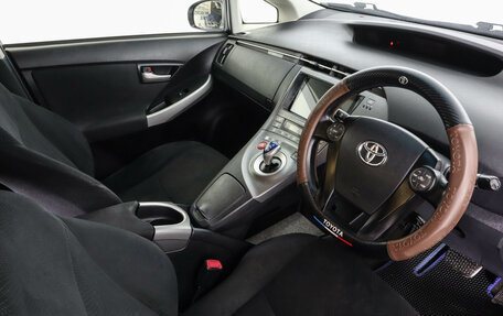 Toyota Prius, 2012 год, 1 149 000 рублей, 9 фотография