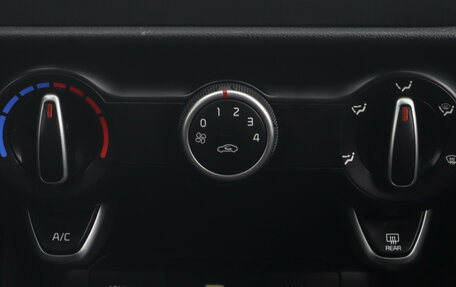 KIA Rio IV, 2021 год, 1 369 000 рублей, 20 фотография