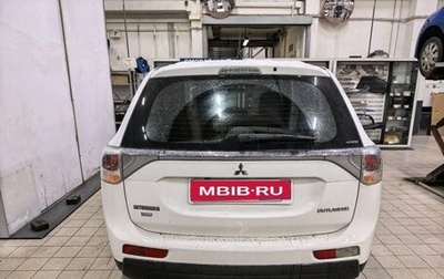 Mitsubishi Outlander III рестайлинг 3, 2013 год, 1 400 000 рублей, 1 фотография