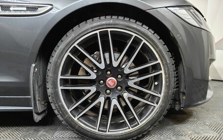 Jaguar XF II, 2016 год, 2 095 000 рублей, 18 фотография