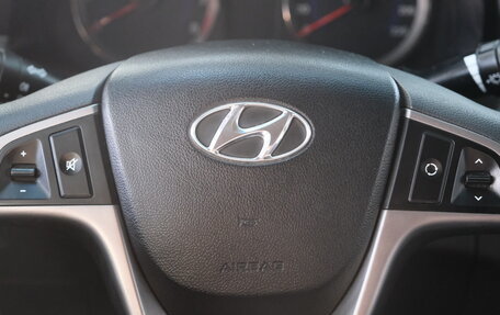 Hyundai Solaris II рестайлинг, 2016 год, 959 000 рублей, 13 фотография