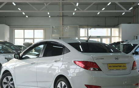 Hyundai Solaris II рестайлинг, 2016 год, 959 000 рублей, 5 фотография