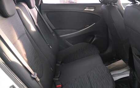 Hyundai Solaris II рестайлинг, 2016 год, 959 000 рублей, 23 фотография