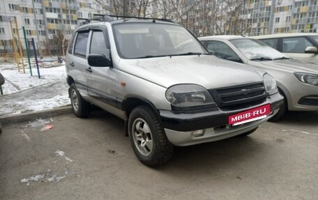 Chevrolet Niva I рестайлинг, 2004 год, 300 000 рублей, 8 фотография