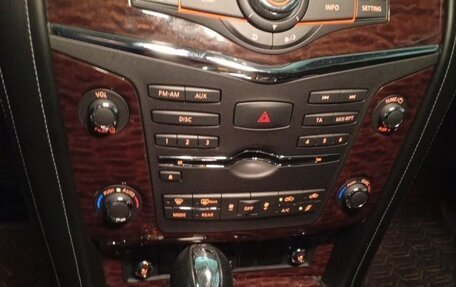 Nissan Patrol, 2014 год, 3 300 000 рублей, 7 фотография