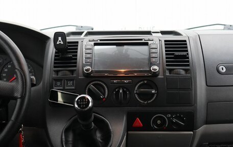 Volkswagen Transporter T5 рестайлинг, 2007 год, 1 649 000 рублей, 9 фотография