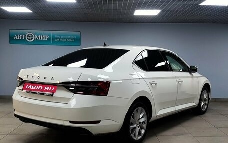 Skoda Superb III рестайлинг, 2019 год, 2 499 000 рублей, 5 фотография