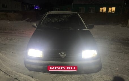 Volkswagen Vento, 1997 год, 65 000 рублей, 3 фотография