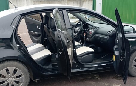 KIA Rio III рестайлинг, 2013 год, 705 000 рублей, 2 фотография