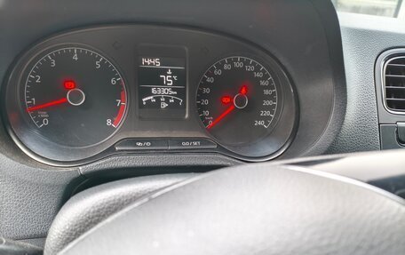 Volkswagen Polo VI (EU Market), 2015 год, 890 000 рублей, 15 фотография