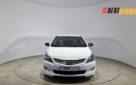 Hyundai Solaris II рестайлинг, 2015 год, 828 000 рублей, 2 фотография