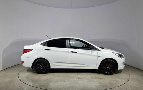 Hyundai Solaris II рестайлинг, 2015 год, 828 000 рублей, 5 фотография