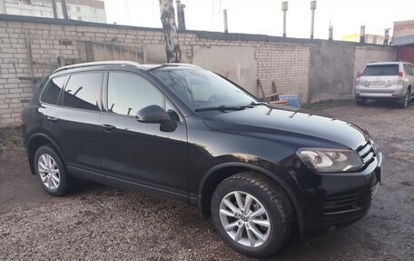 Volkswagen Touareg III, 2013 год, 1 995 000 рублей, 5 фотография