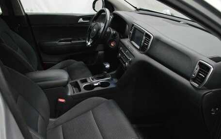 KIA Sportage IV рестайлинг, 2016 год, 1 800 000 рублей, 13 фотография