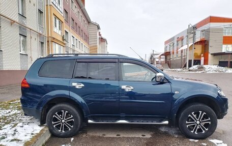 Mitsubishi Pajero Sport II рестайлинг, 2011 год, 2 200 000 рублей, 10 фотография