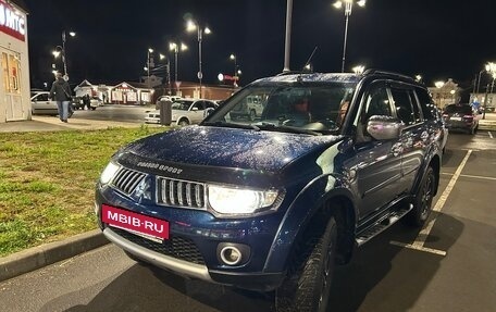 Mitsubishi Pajero Sport II рестайлинг, 2011 год, 2 200 000 рублей, 6 фотография