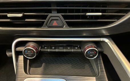 Geely Tugella FY11, 2024 год, 4 490 000 рублей, 14 фотография