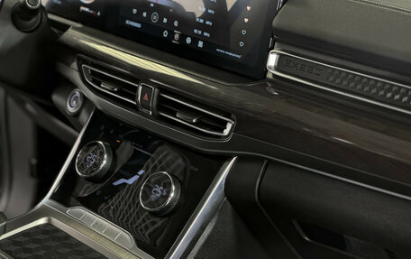 CheryExeed VX, 2022 год, 2 587 000 рублей, 17 фотография